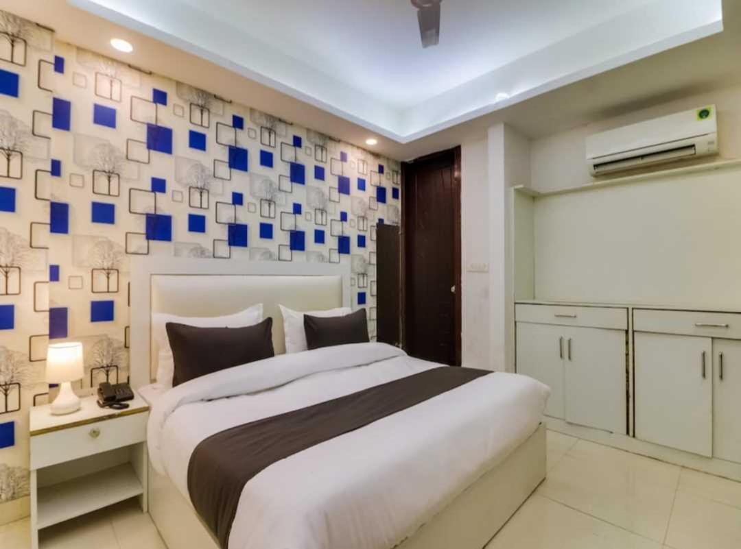 Hotel O Galaxy Stay New Delhi Exterior foto