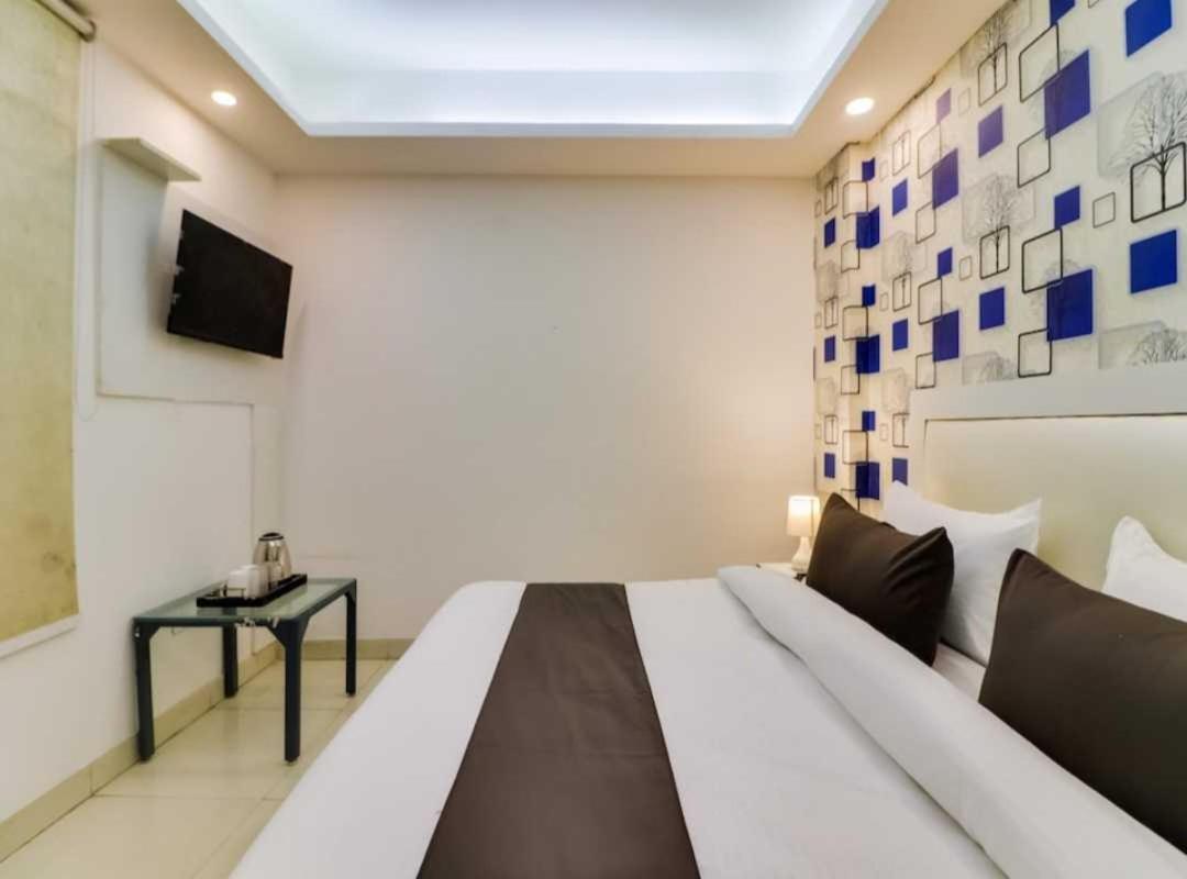 Hotel O Galaxy Stay New Delhi Exterior foto